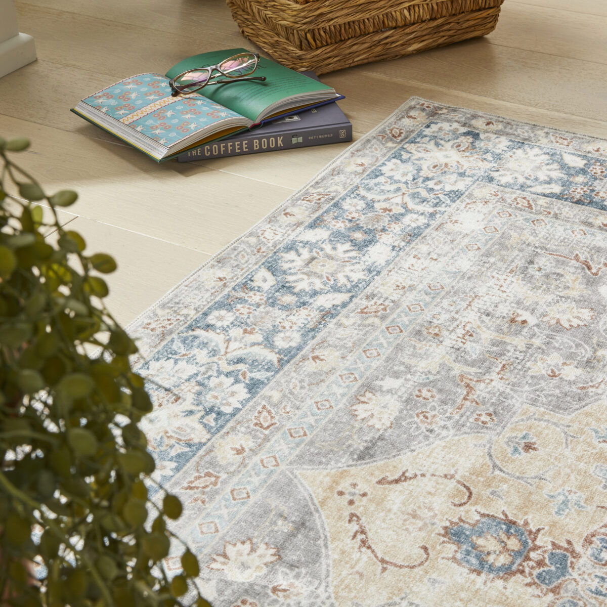 LIB205 GOLD - Image 7