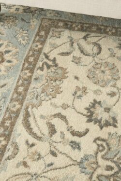 Alternative view of LI16 IVORY/AQUA