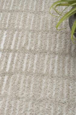 Alternative view of MNC03 GREY IVORY