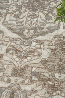 Alternative view of QUA05 BEIGE
