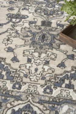 Alternative view of QUA05 IVORY BLUE